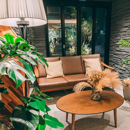R Hotel Honmachi Осака Екстериор снимка