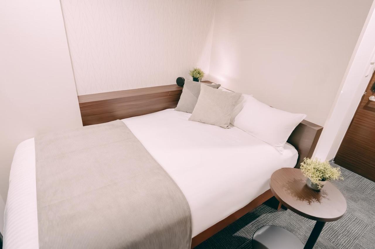R Hotel Honmachi Осака Екстериор снимка